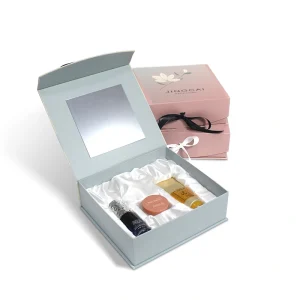 Mirror & Satin-Lined Beauty Gift Box — main product view